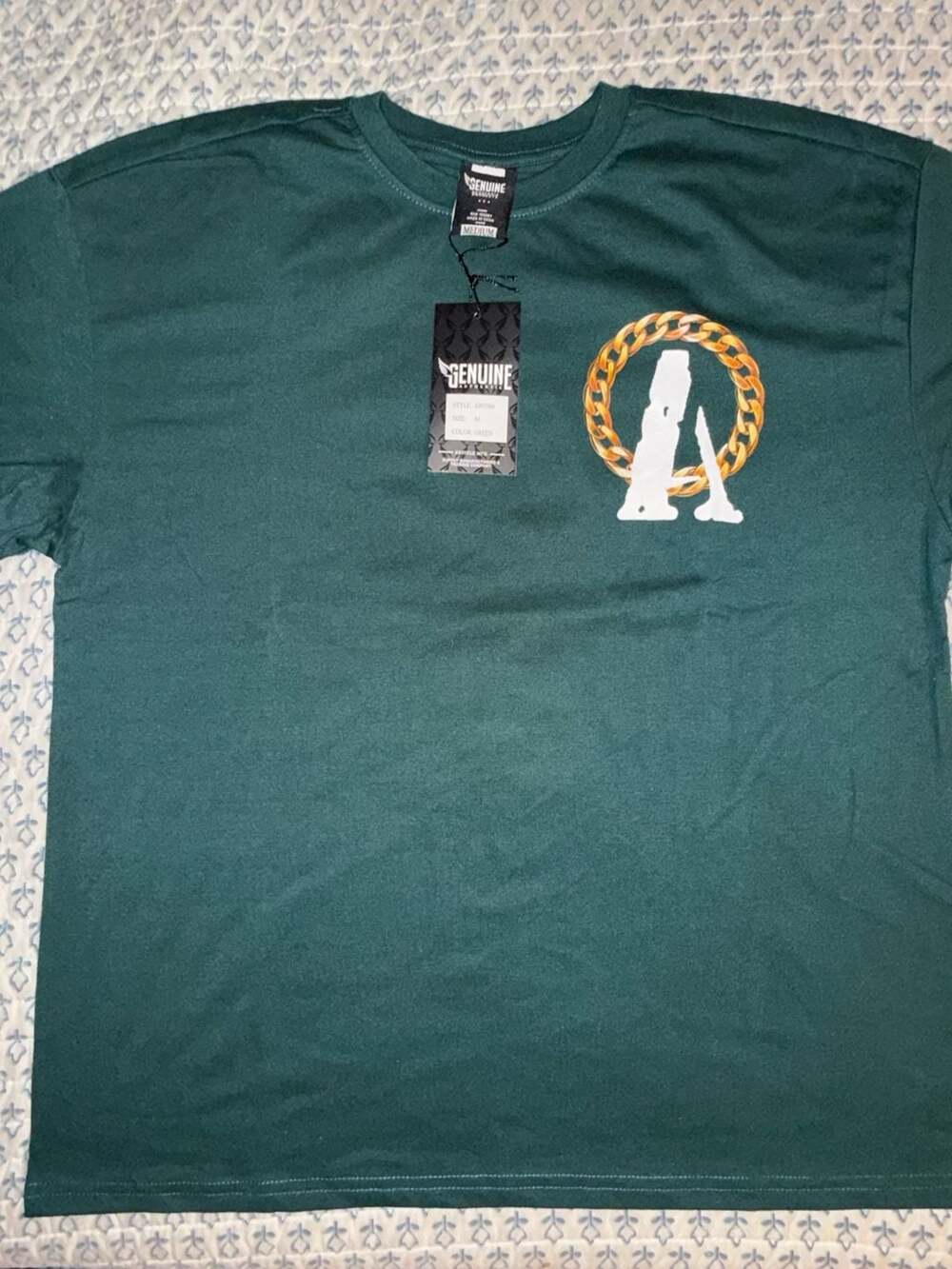 GENUINE Authentic Green Alone Chain Pendant Graphic T-Shirt  Medium NWT